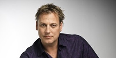 KELVIN CRUICKSHANK Live