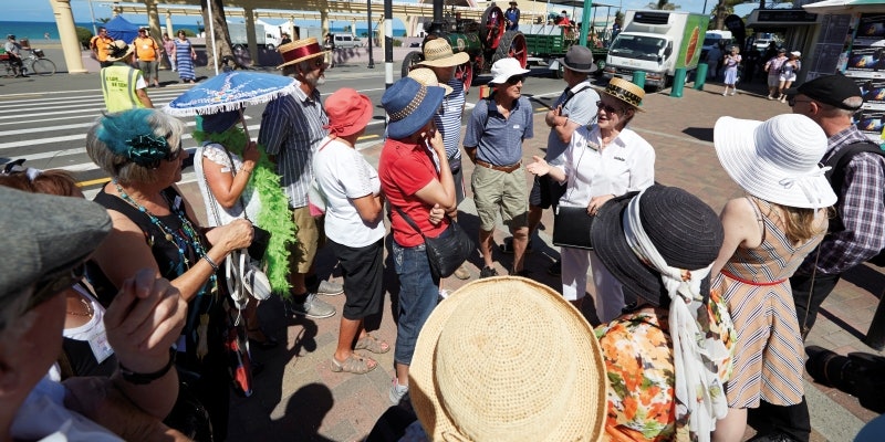 Walking Tours of the Art Deco Quarter