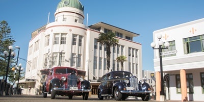 Art Deco Highlights Vintage Car Tour