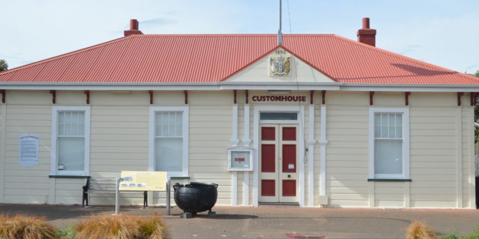 Napier and Ahuriri - Deco Highlights Bus Tour